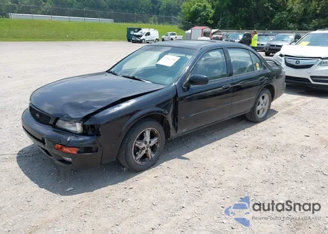 1999 Nissan Maxima Gle/Gxe/Se/Se-L z USA, uszkodzony, nr VIN JN1CA21D3XM401443